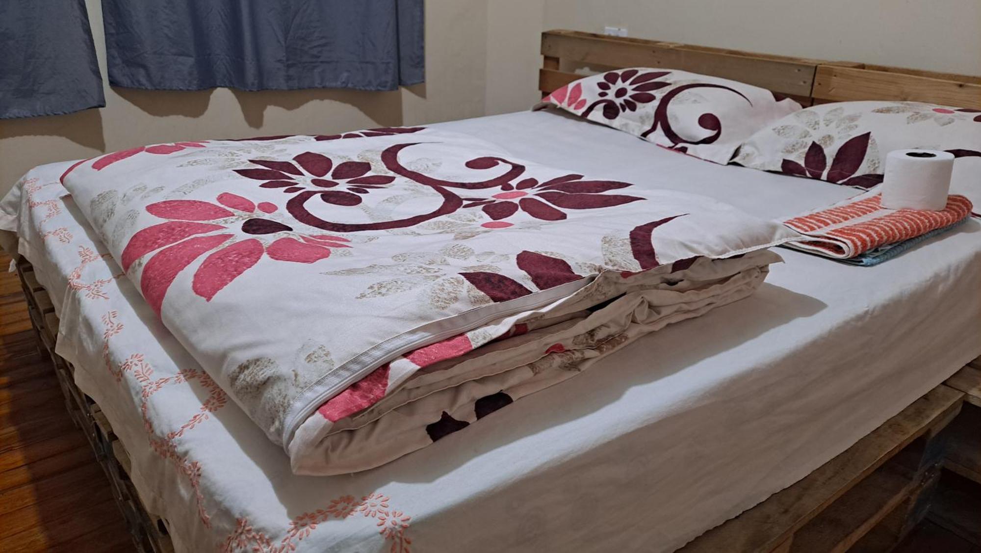 Albergue Camry Backpackers佳美背包客旅馆 Cuenca Bagian luar foto