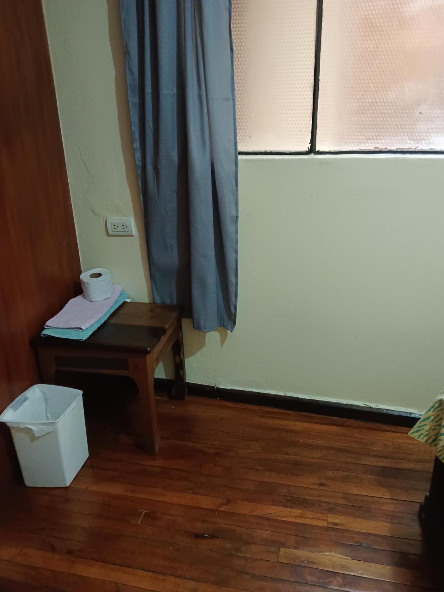 Albergue Camry Backpackers佳美背包客旅馆 Cuenca Bagian luar foto